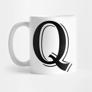 Black letter Q in vintage style Mug